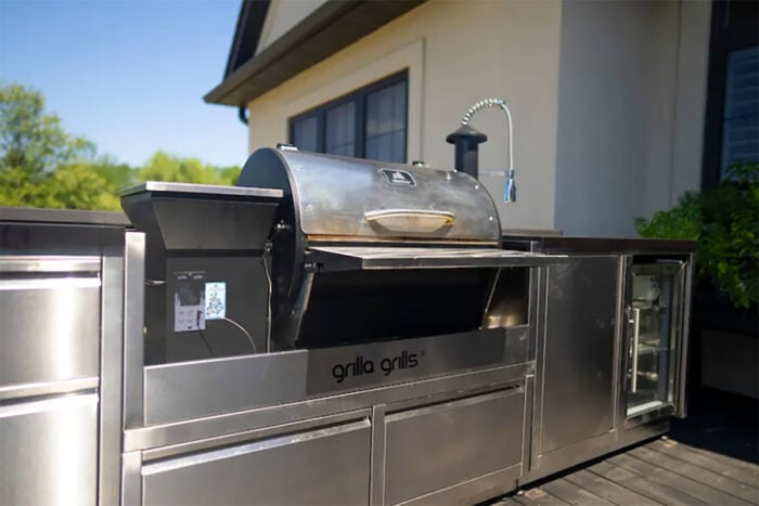 Pellet Grill Outdoor Kitchen: 3 Major Benefits & The Best Options for ...