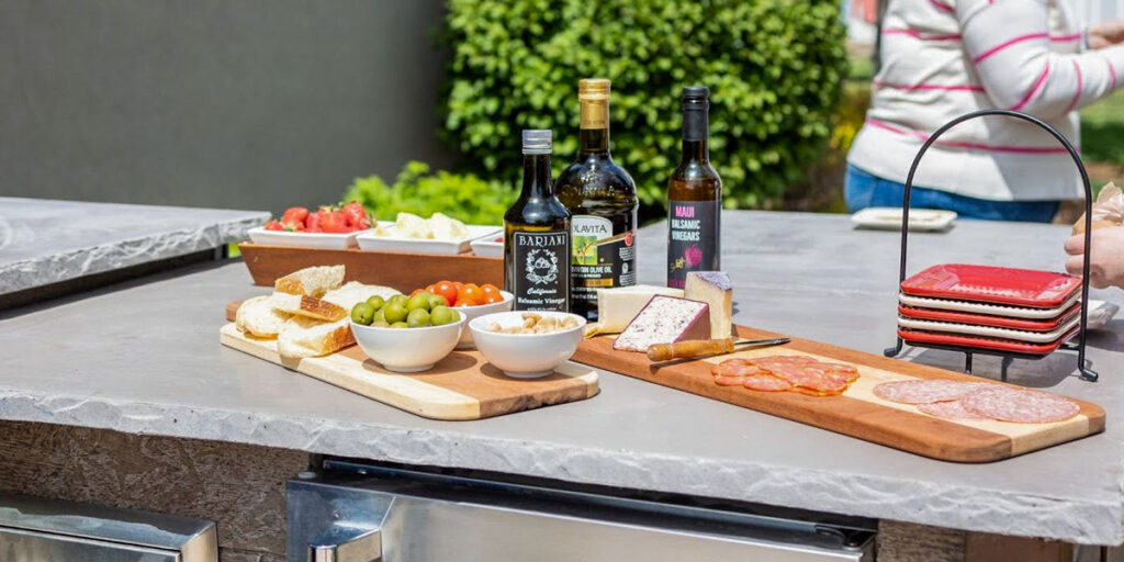 Outdoor Quartz Countertops: Suitable for the Outdoors? Our Verdict & 3 ...