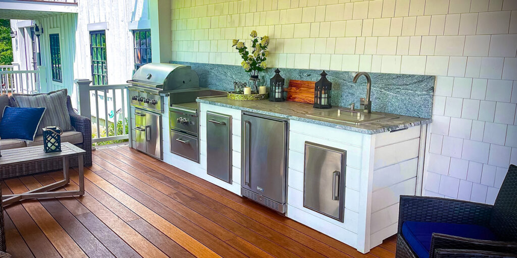 Covered Outdoor Kitchen: 15 Stunning Ideas & How to Choose - RTA ...