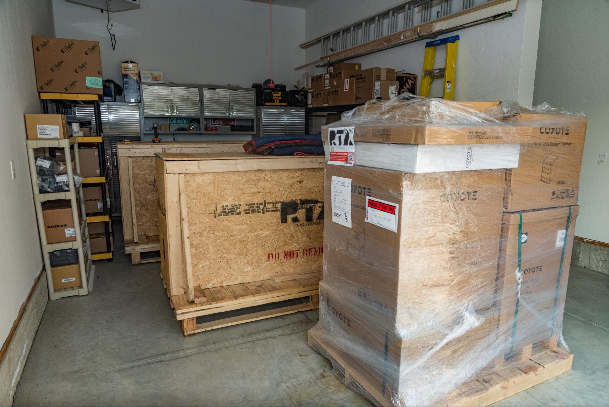 outdoor kitchens manufactured and shipped from the midwest