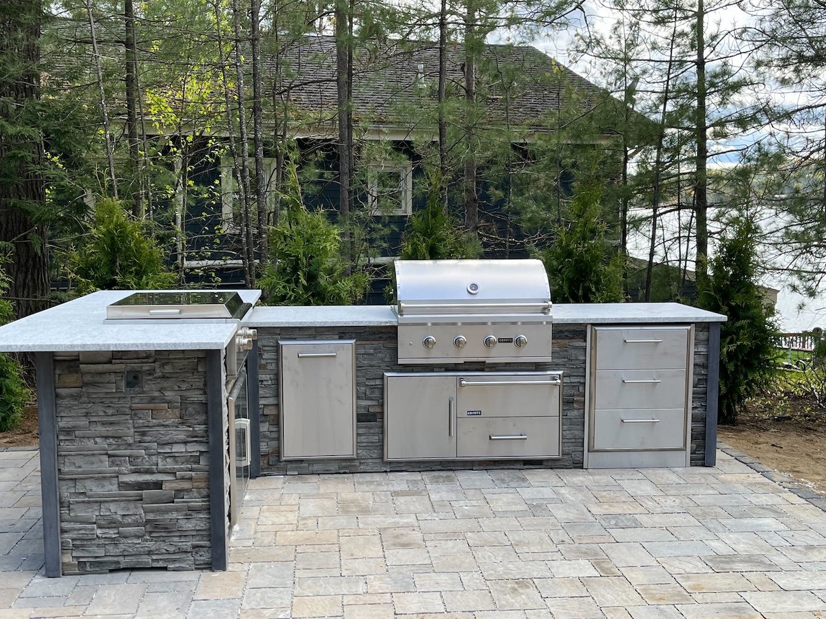 outdoor kitchen in harsh and coastal climate
